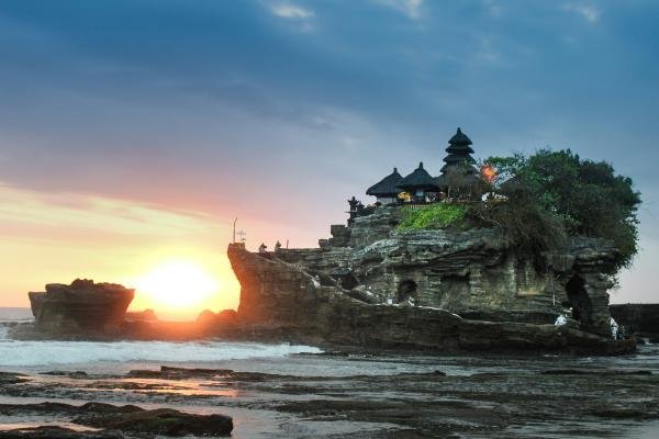 Discovering the Enchantment of Bali: A Traveler's Guide